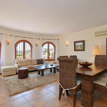 Casa Helena Villa